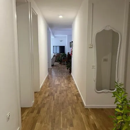 Apartment Comfy